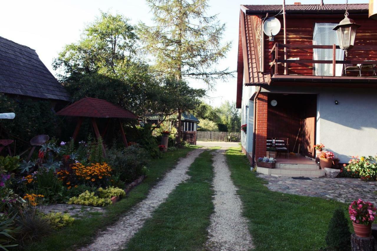 Pod Modrzewiem Pogorzelce Exterior foto